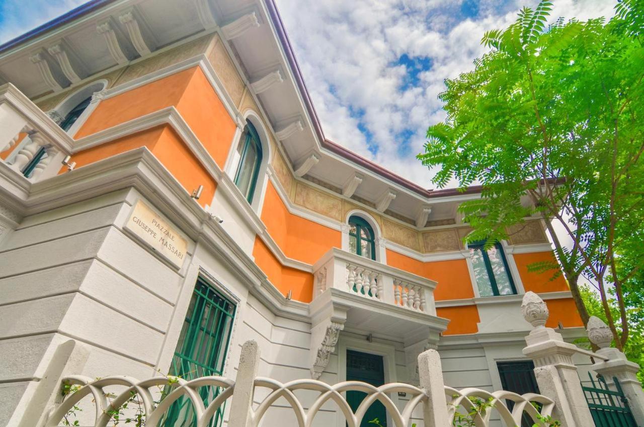 Villa Massari Milão Exterior foto